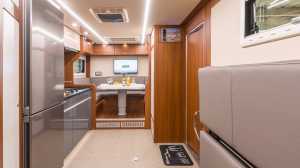 VIP автодом с квадроциклом на базе двухкабинного Урала Некст!
